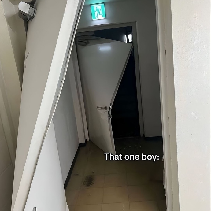 That one boy = O çocuk
