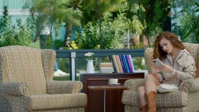Kendimden 14 yaş büyük birini seviyorum, açılmalı mıyım?