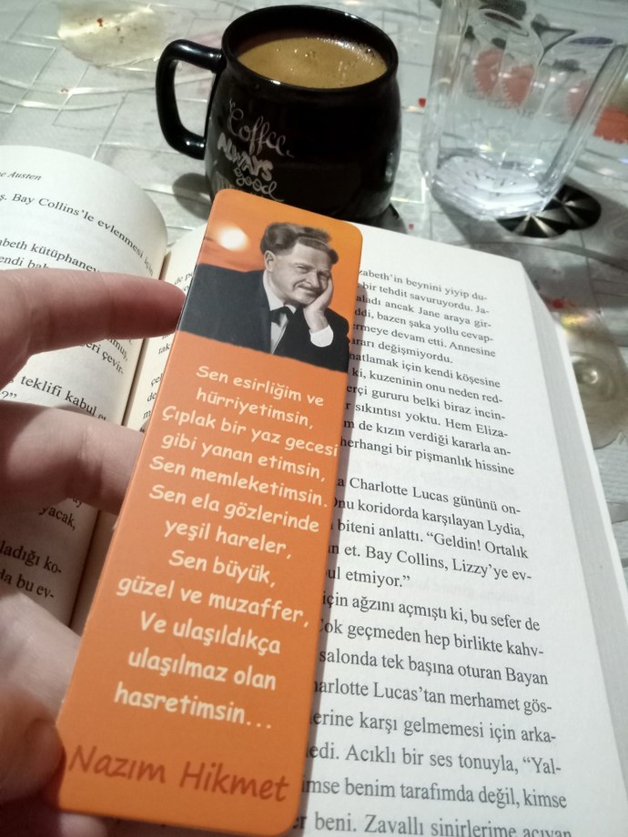 Şiir en güzel kime yakışır?
