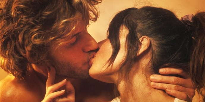Aşk, seksi daha legal yollarla yapmak için bir bahane midir?