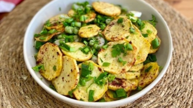 Kızarmış patates salatası sever misiniz?