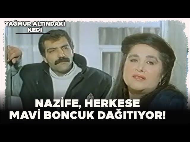 Bir kişiyi çok seveceğime 10 kişiyi azar azar seviyorum hem bereketli oluyor hem daha az üzülüyorum çok iyi degilmi yaa?