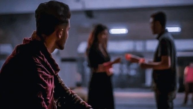 Birini kıskandığınızda kendinizi nasıl durduruyorsunuz?