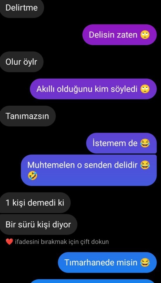 Konuşurken Kendinizi kısıtlamadığınız biri var mı?