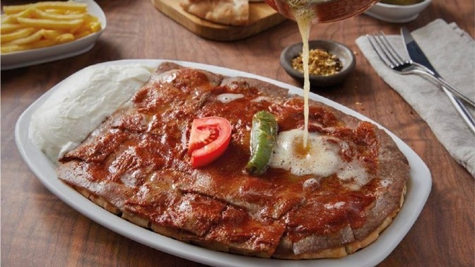 İskender mi kebap mı?
