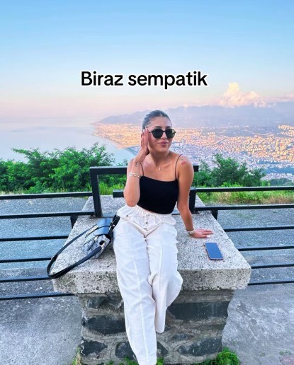Sempatik misin, zorba mı?