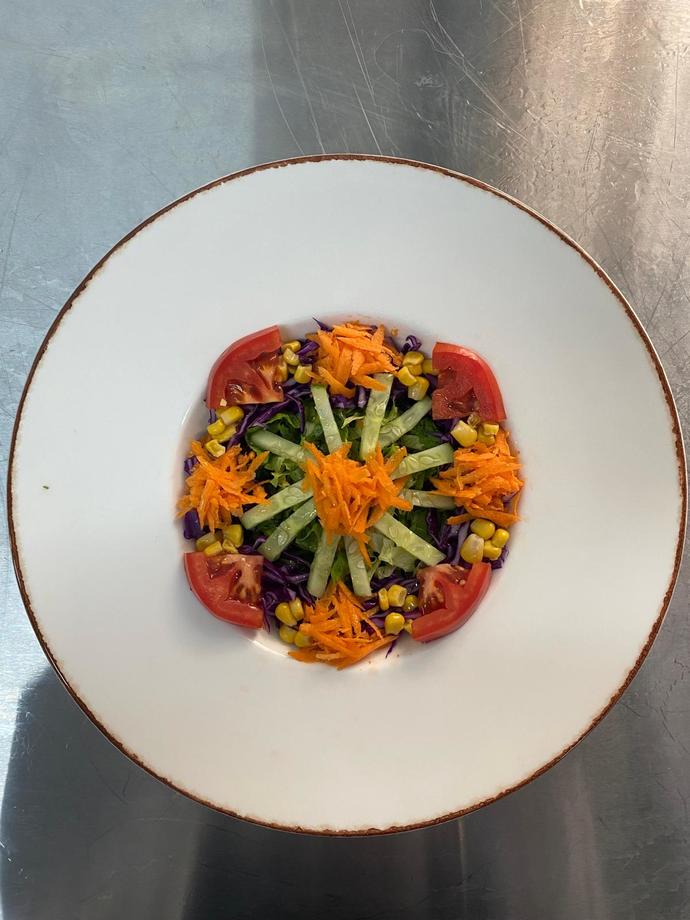 Salata sunumum nasıl olmuş sizce?