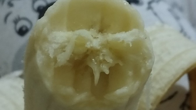 Babanız sizide meyve yemeniz konusunda zorbalıyor mu?