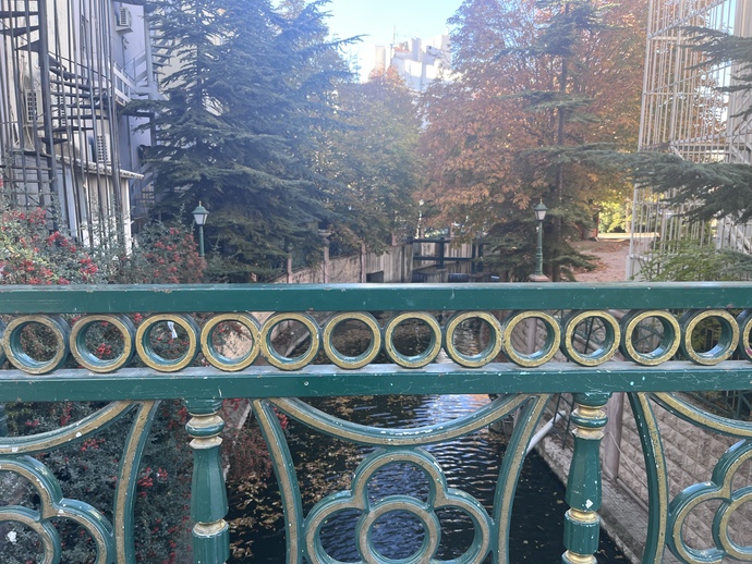 Gençliğinin geçtiği yerde mi yaşıyorsun hala?