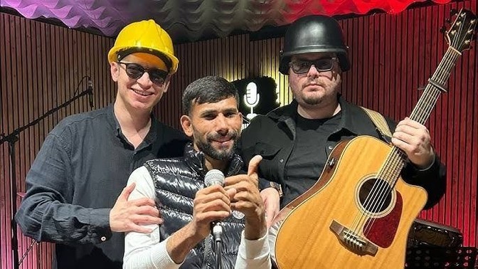 Şarkı söylemekten utanır mısınız?