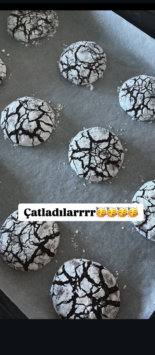 Çatlayan browni yapsam yer miydiniz?