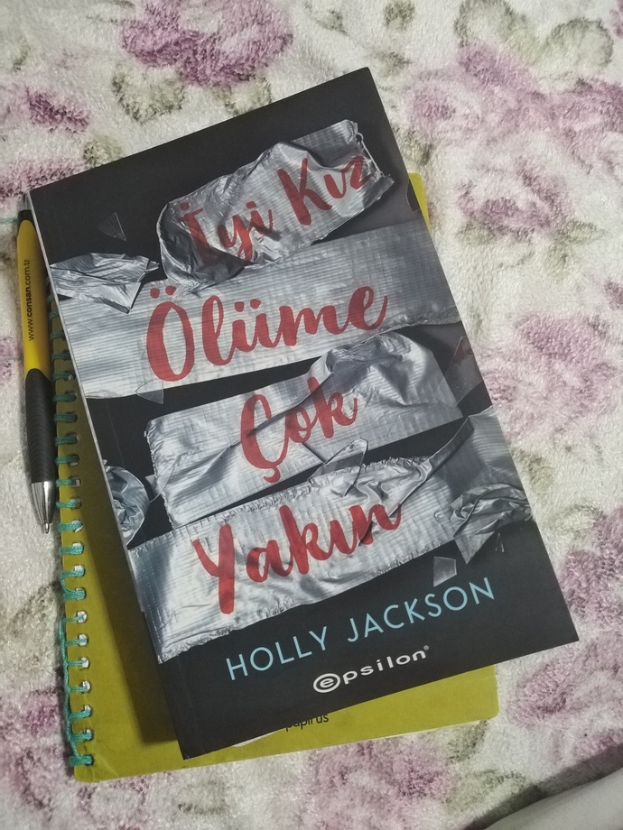 Kitap okumayı seven kaldı mı benim gibi?