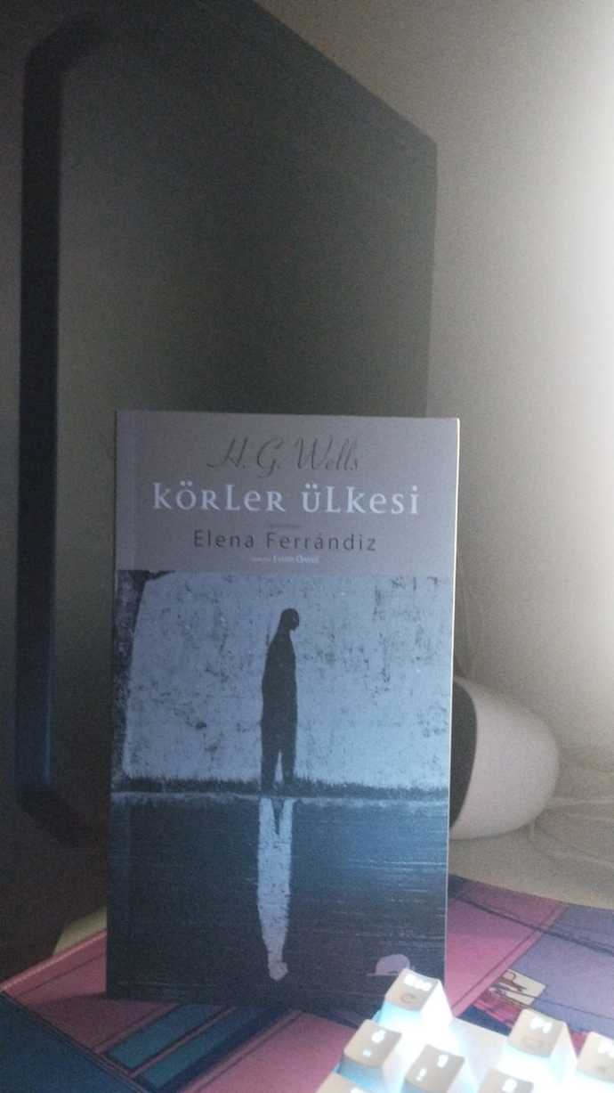 Hangi yazarı ya da Hangi tür kitaplar okumaktan zevk alırsınız?