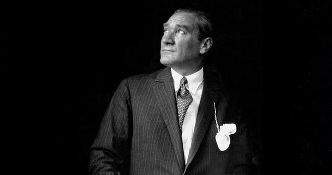 Atatürkün aramızdan ayrılışının 86. yılında saygıyla anıyoruz. 🖤 Atatürke ne söylemek isterdin?