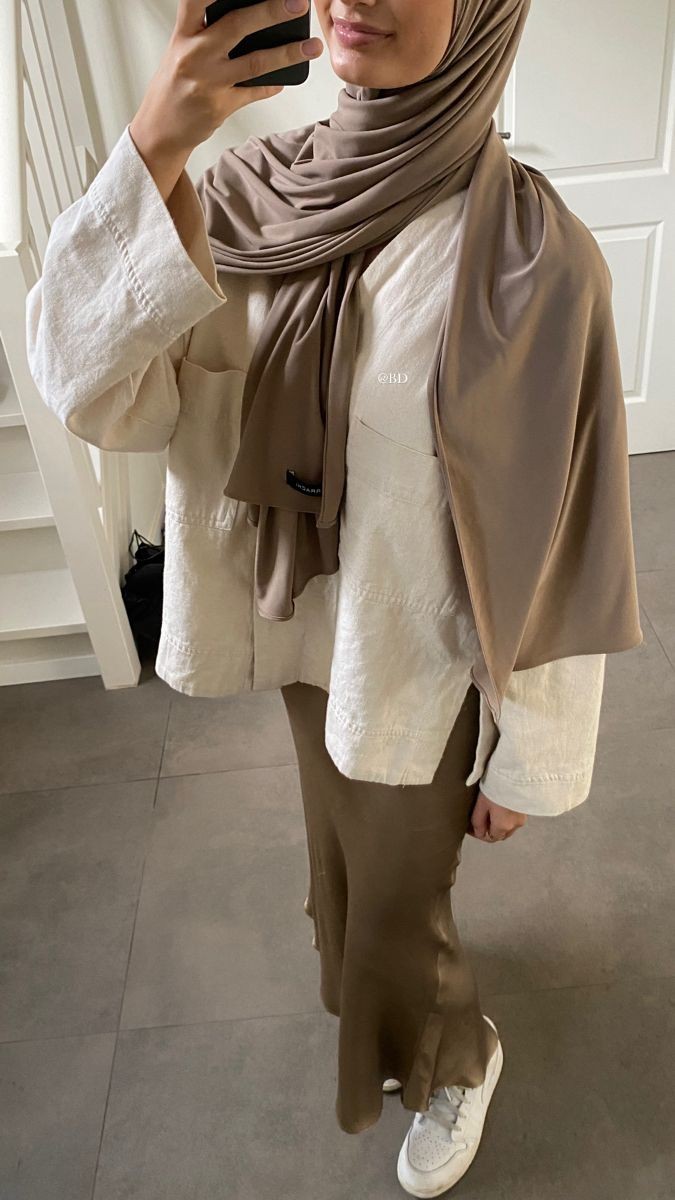 Kapalı kızlara aşık olmak zor mudur yoksa kolay mı?