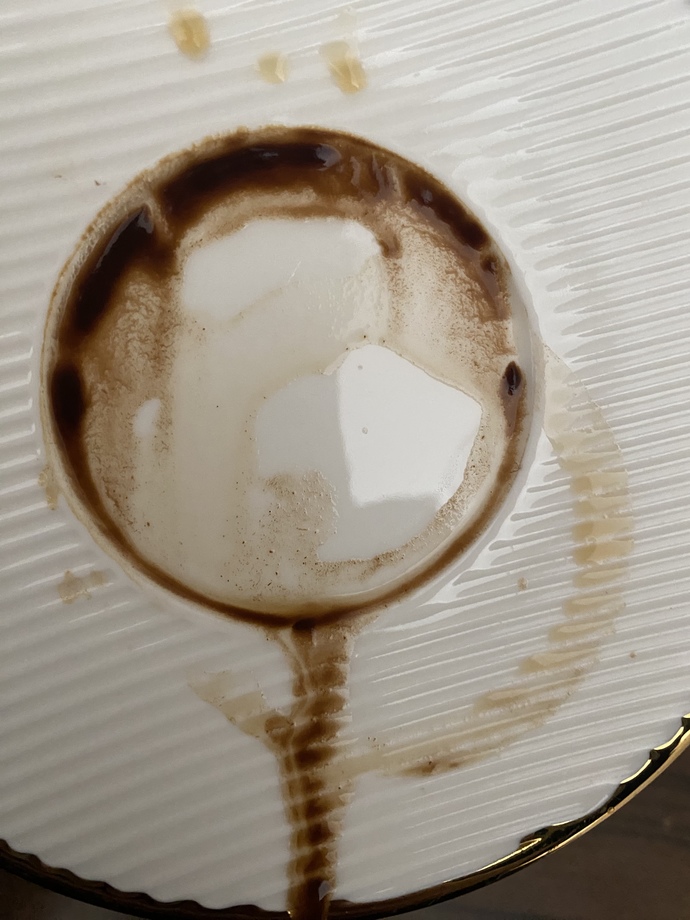 Merhabalarr aramızda kesin fal bilen vardır bakar mısınızz?