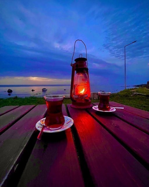 Sabah sabah elinize ne verilirse hoşunuza gider?