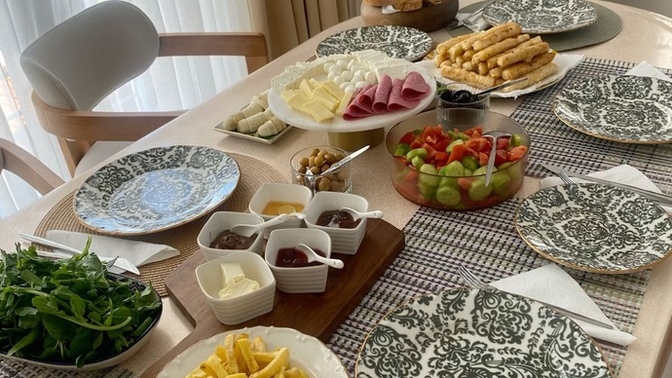 Pazar günleri kahvaltıya misafir çağırılır mı?