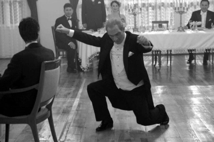 Atamızın en sevdiği danslardan olan Vals ve Zeybeği denediniz mi?