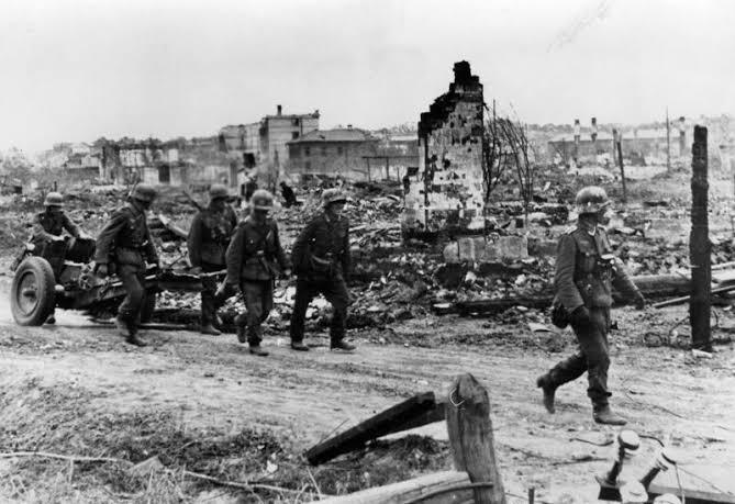 Stalingrad Savaşı Hakkında Düşünceniz Nedir?
