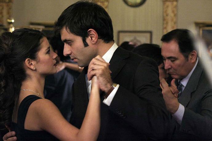 Hangi Türk dizisindeki çift gibi bir aşk hikayesi yaşamak isterdin?