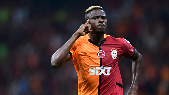 Galatasarayda Osimhen fırtınası! Sizce yıldız forvetin bonservisi alınmalı mı?