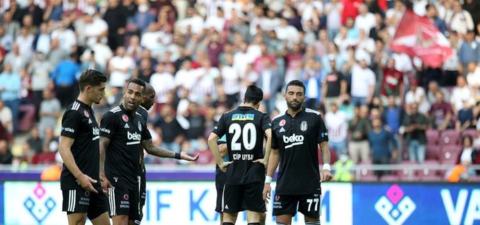 Beşiktaşın kabus ayı:Kasım! Beşiktaş için şampiyonluk artık imkansız mı?