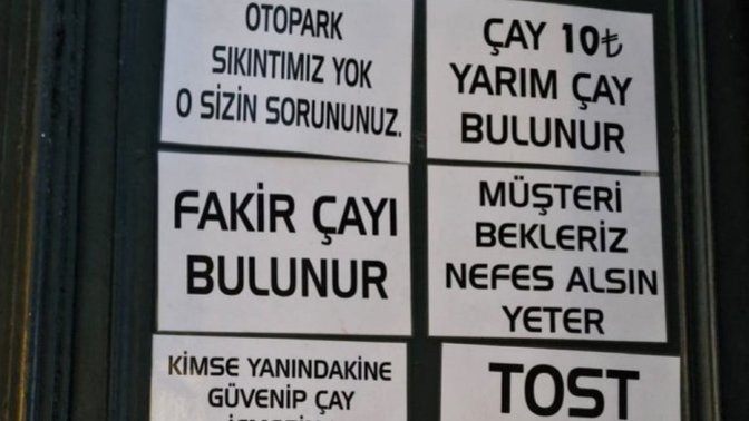 Karaköy'de bir çay ocağı, 5 TL'ye yarım çay satmaya başladı. Dışarıda çay içmeyi seviyor musunuz?