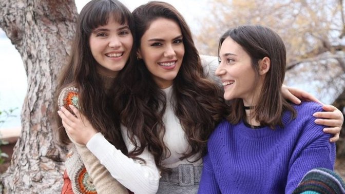 3 kişilik kız grubunda dışlanmak normal mi?