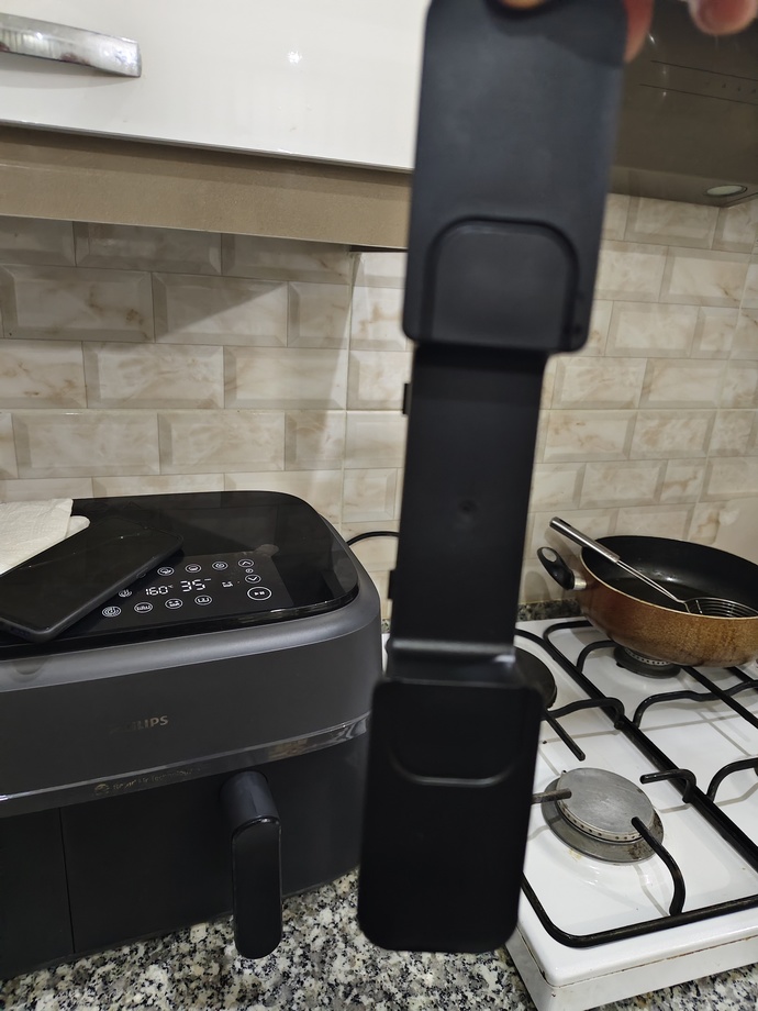 Philips Çift Hazneli Airfryer aldım. İçinden çıkan aletin ne işe yaradığını bilen var mı?