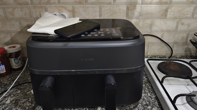 Philips Çift Hazneli Airfryer aldım. İçinden çıkan aletin ne işe yaradığını bilen var mı?