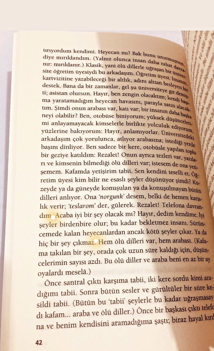 Güne beğendiğiniz bir kitap alıntısı bırakır mısınız?