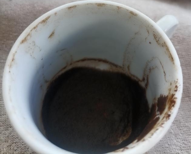 Kahve falı bakmayı bilen neler görüyorsunuz?