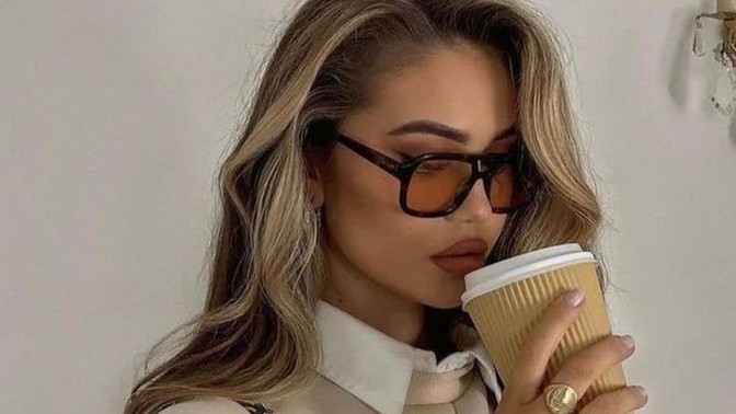 Dışarıda tek başına kahve içer misiniz?