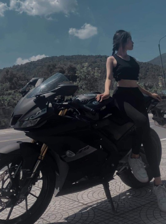 Motor süren kız çekicimidir?