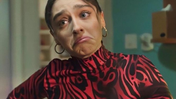 Sevgiliniz sürekli nerde olduğunuzu veya ne yaptığınızı sorması sizi rahatsız eder mi?