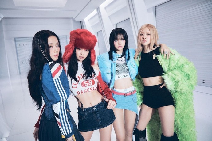 Blackpinkin en güzel şarkısı hangisi?