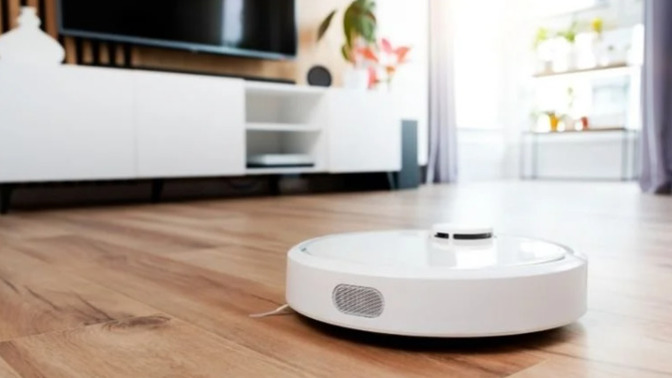 Robot süpürge kullanırken takılmaması için evdeki tüm halıları kaldırır mısınız?