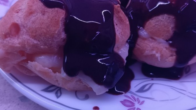 Gece tatli ya da  yemek yermisiniz?