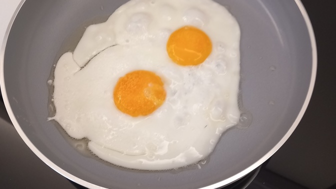 Yumurta kırmayı bilmeyen erkekten koca olur mu?