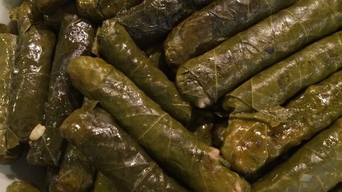 Yaprak sarma mı yoksa kara lahana sarması mı?