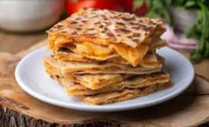 Patatesli gözleme mi seversiniz yoksa peynirli gözleme mi?