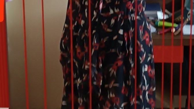 Bu elbiseye nasıl bir saç modeli gider?