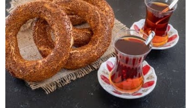 Simit ayran mı/ simit çay mı?