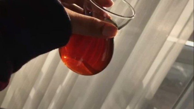 "Çayı şekersiz seni sebepsiz seviyorum " demek istediğiniz birisi var mı😂?