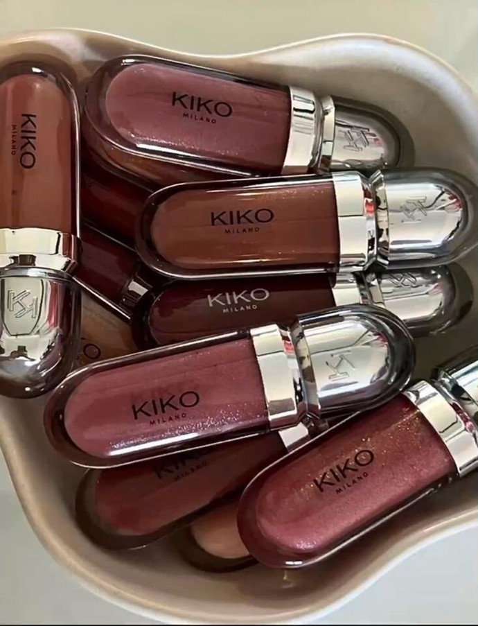 Ruj mu, lip gloss mu?