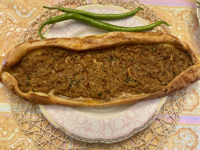 Kıymalı pide sever misin?