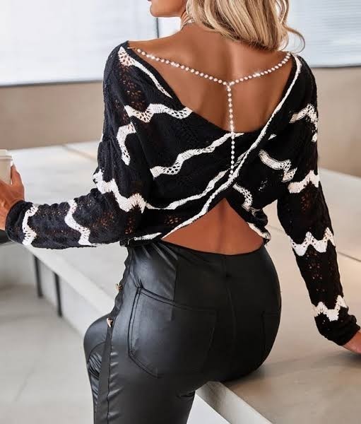 Seksi olabilmek için kıyafet mi daha önemlidir fiziki güzellik mi?
