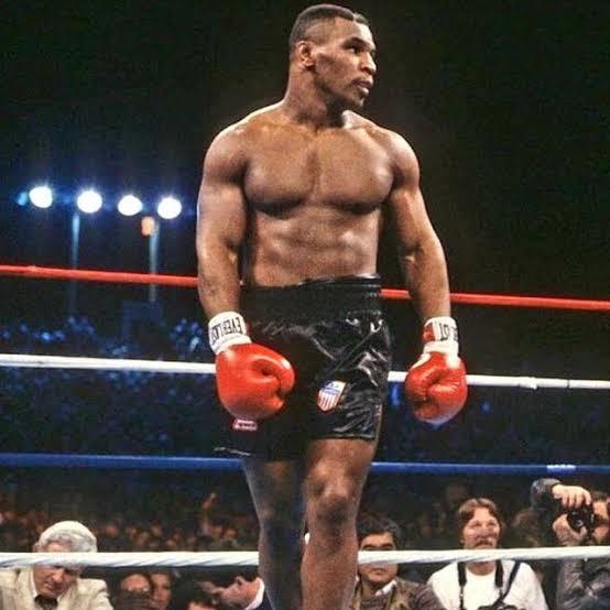 Muhammed Ali mi, Mike Tyson mı?