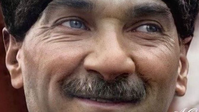 "Samimiyet" Lider Seçilen kişi midir? Olan kişi midir? İş, okul, spor, mahalle, grup.. liderleri nasıl değerlendiriyorsunuz?